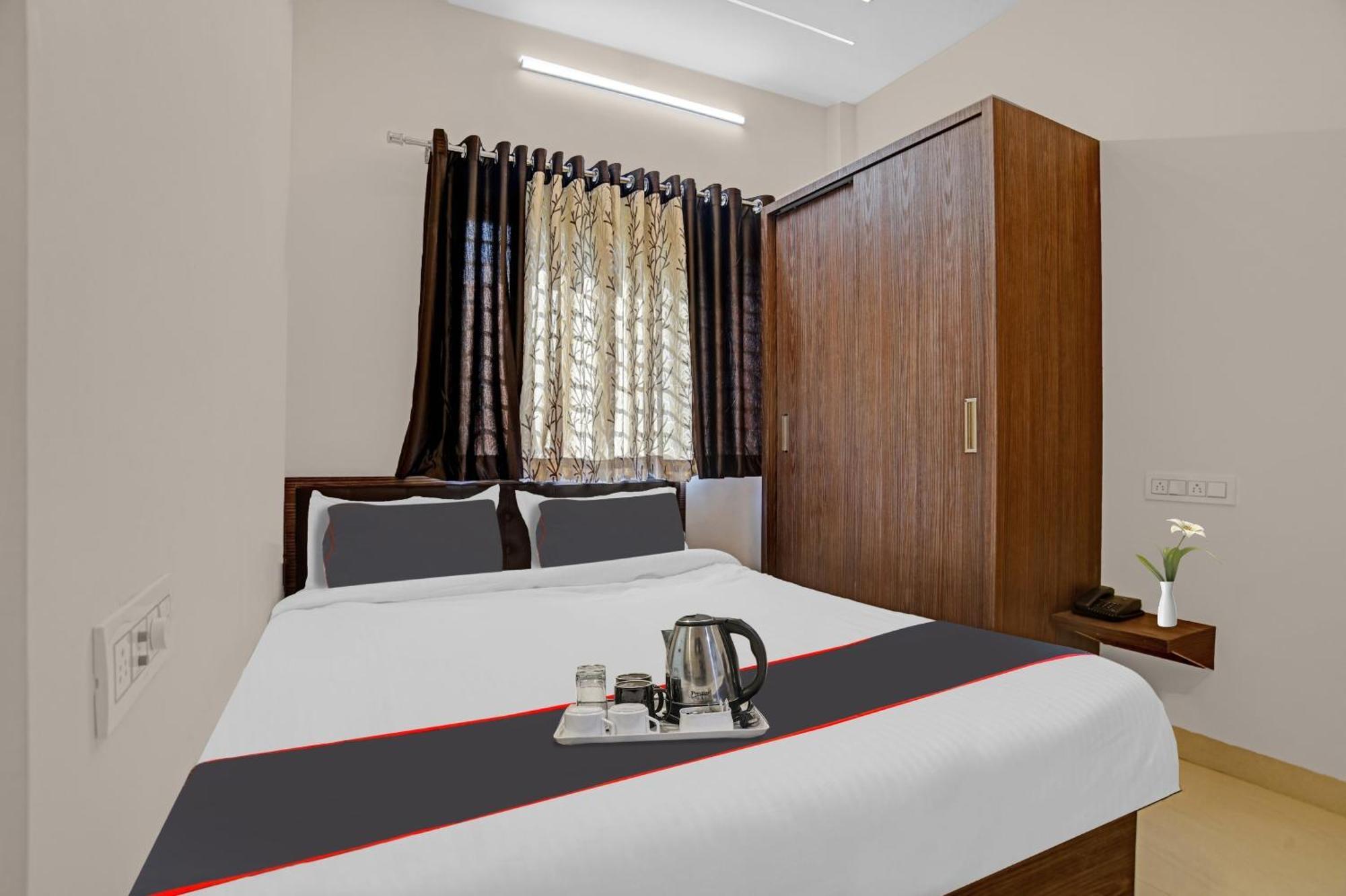 Collection O Riddhi Siddhi Indore Exterior foto
