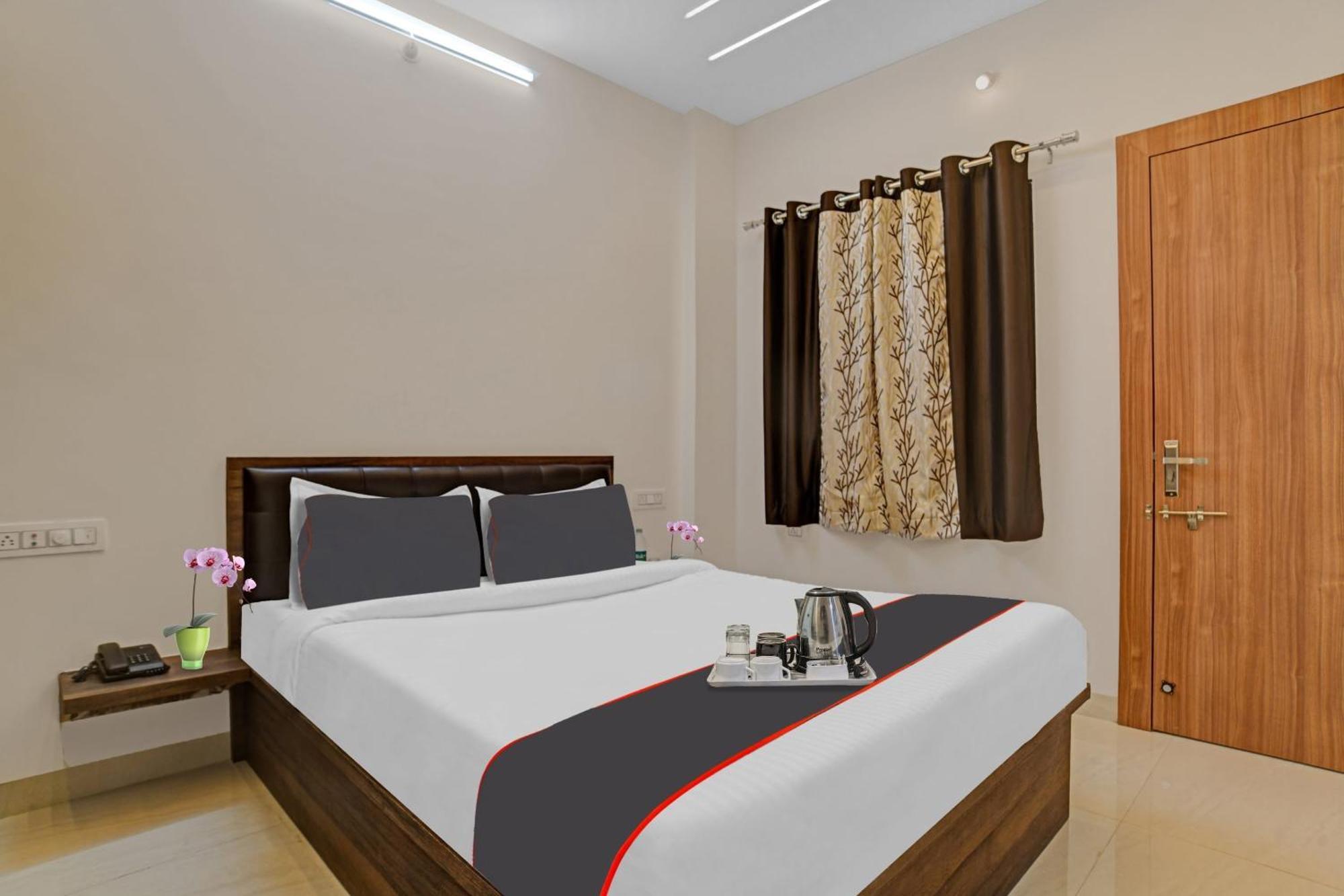 Collection O Riddhi Siddhi Indore Exterior foto