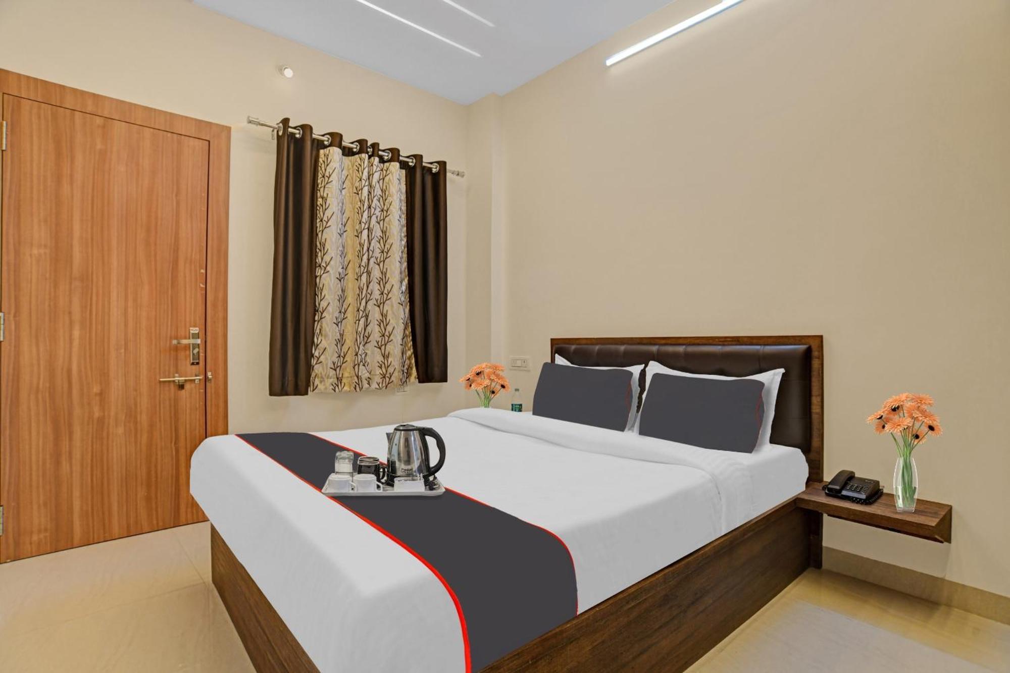 Collection O Riddhi Siddhi Indore Exterior foto